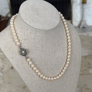 Faux Pearl Necklace 19” Silver Tone Clasp